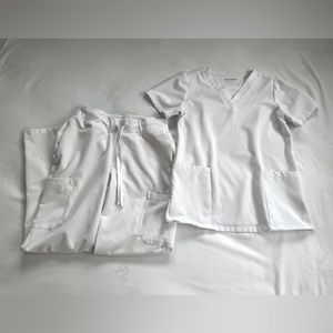 Mandala scrubs size xs - pants are petite